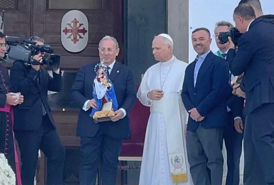 Genny Di Virgilio omaggia il Papa
