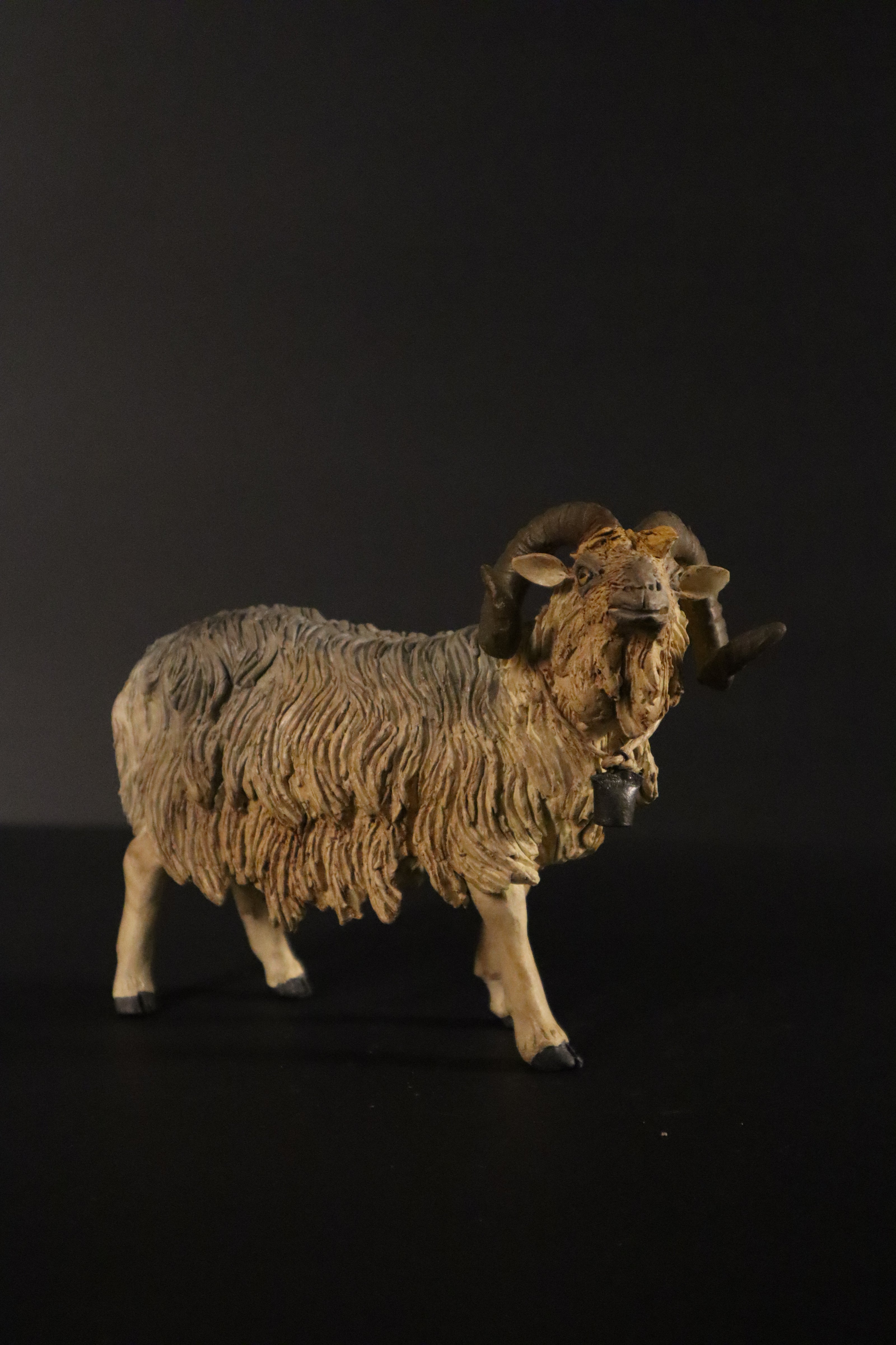 Ariete in piedi per figure da 38cm