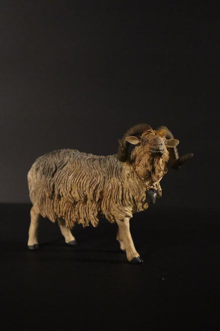 Ariete in piedi per figure da 38cm