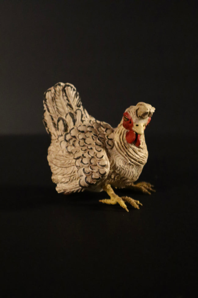 Gallina seduta per figure da 38cm