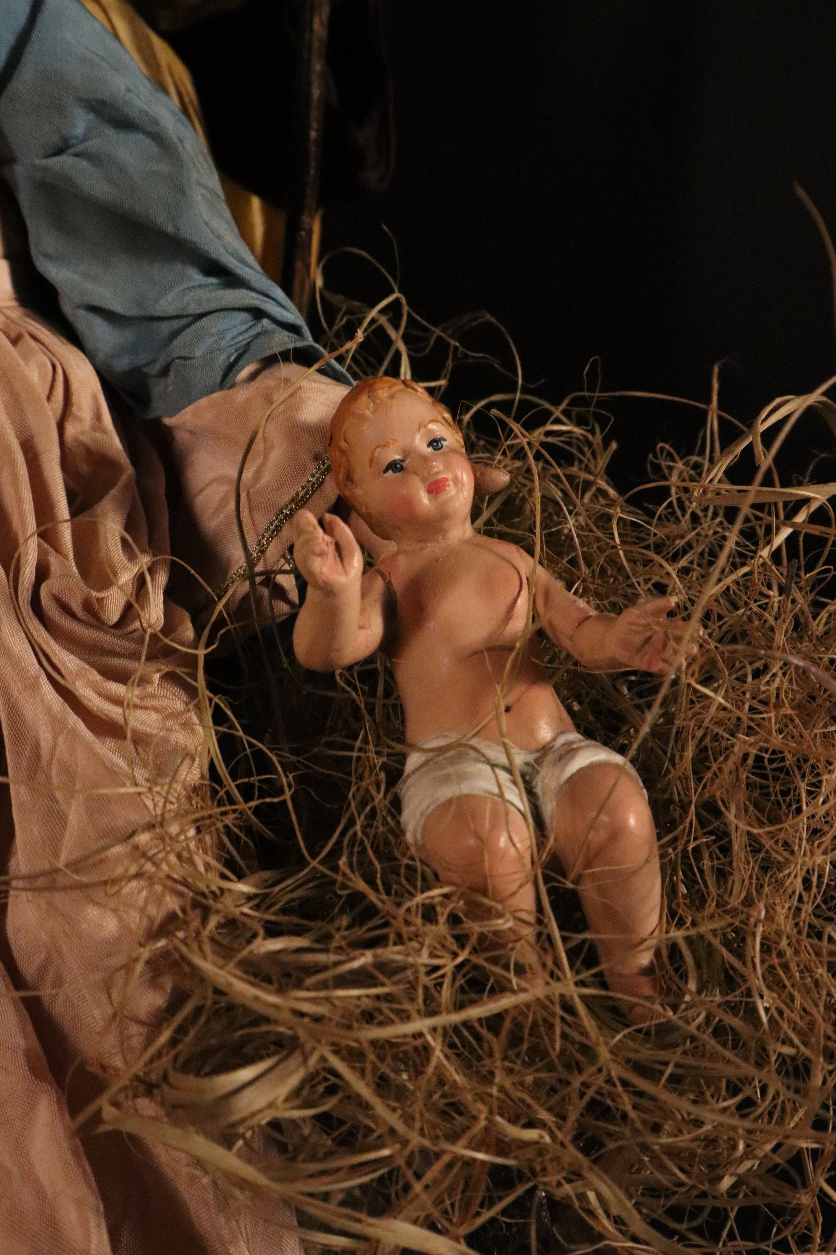 Natività 33cm base legno oro