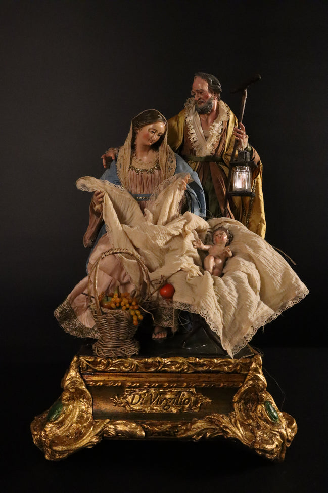 Natività 33cm con base in legno oro