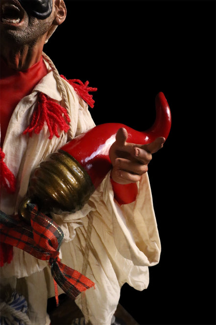 Pulcinella con bambino cm 38